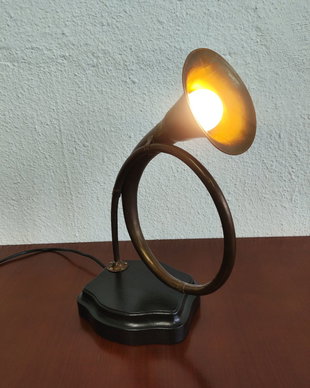 Veioză/lampa-Trompeta
