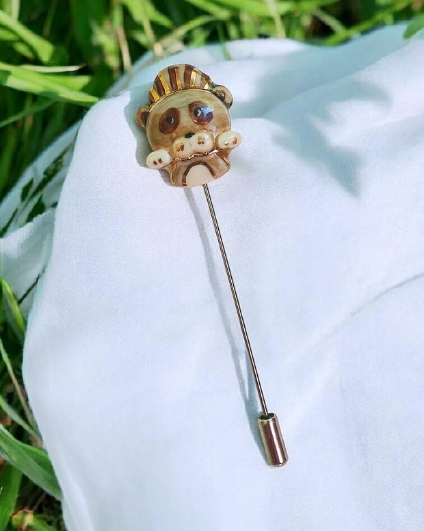 Brosa pin/semn de carte din portelan cu felicitare - FUNNY FACES