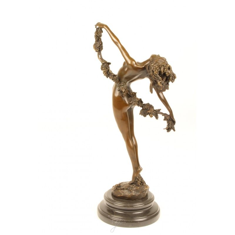 Femeie Bachus-statueta bronz pe soclu marmura