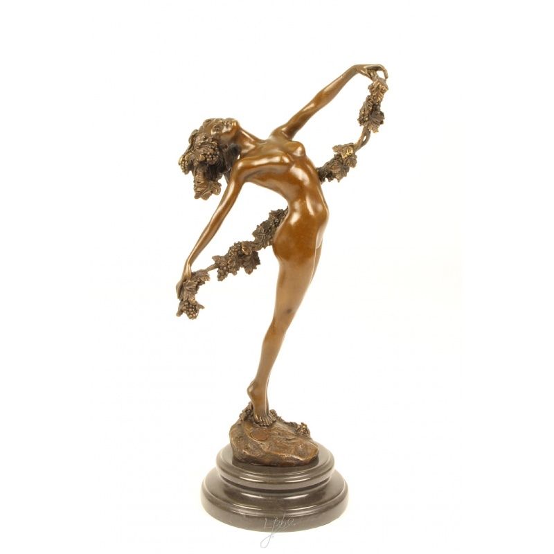 Femeie Bachus-statueta bronz pe soclu marmura