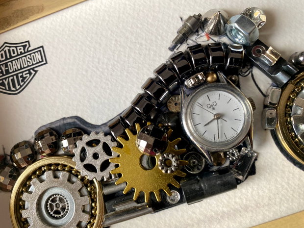 Motocicleta model Harley Davidson Cod M 680・Cadouri originale pentru barbati・Cadou deosebit pentru ziua lui・Cadou personalizat pentru pasionatii de motoare