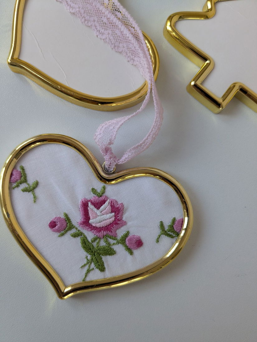 Lot 4 decorațiuni