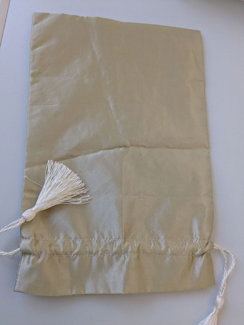 Saculet cu broderie