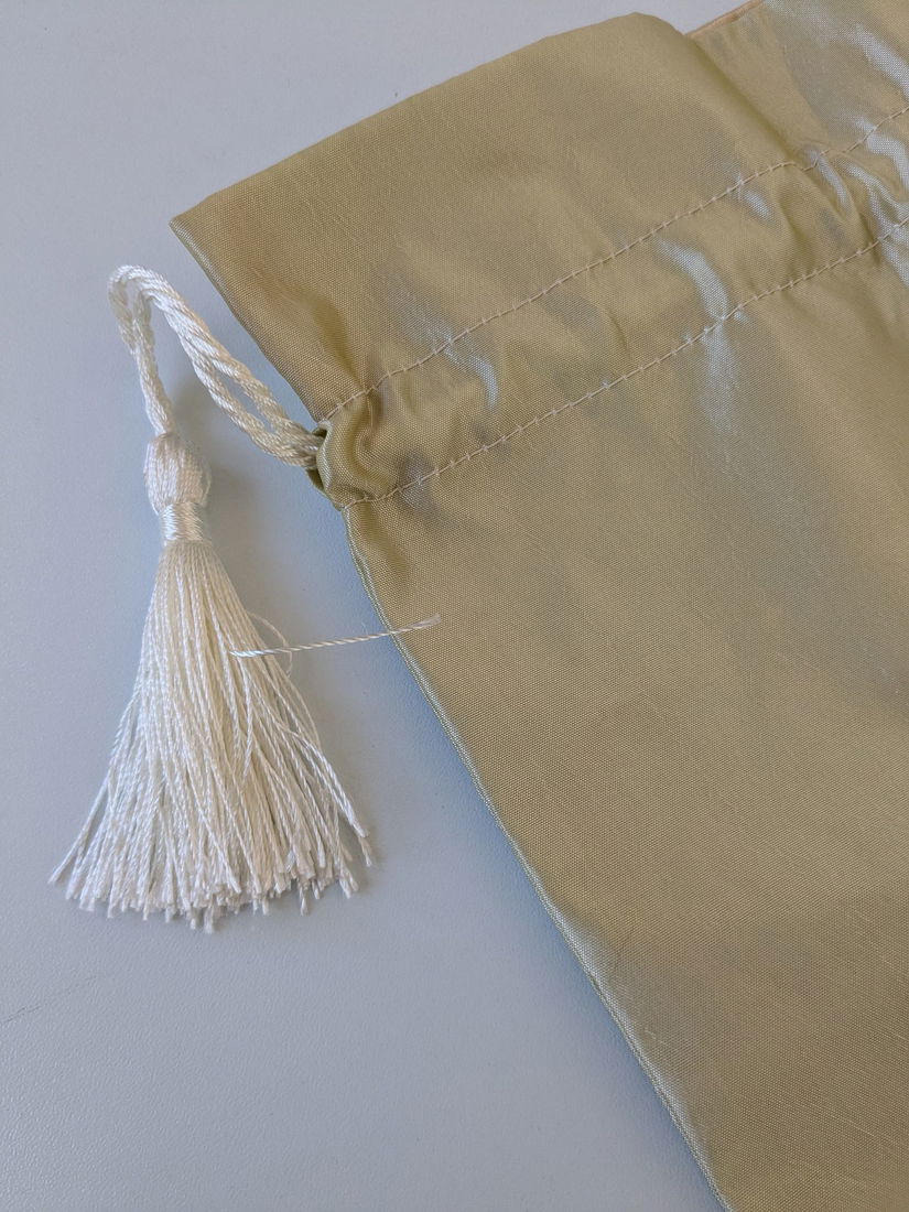 Saculet cu broderie