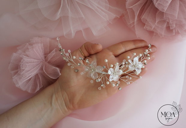 Antonia - Agrafa/accesoriu de par cu flori si cristale
