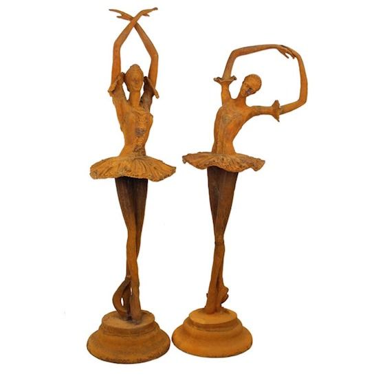 Doua balerine-statuete din fonta rusty