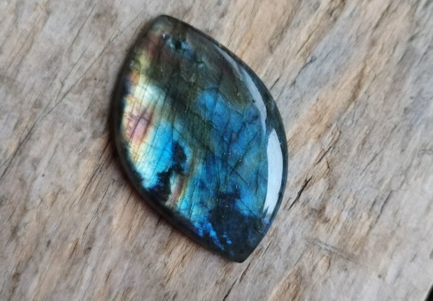 Pandantiv masiv labradorit, 57x37 mm