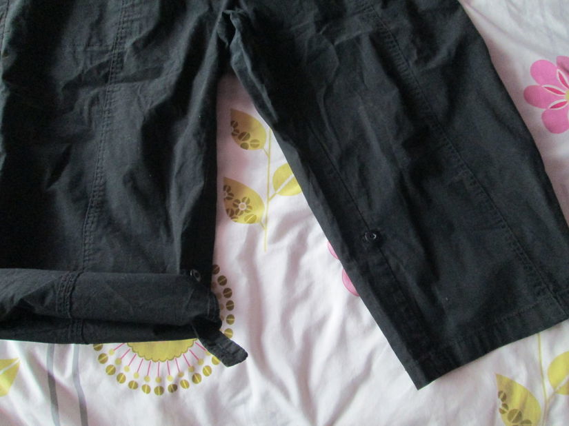 pantaloni treisferturi negri de vara dame Sheego