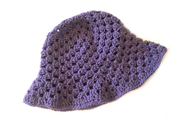 Bucket hat pentru fetite, croșetată manual