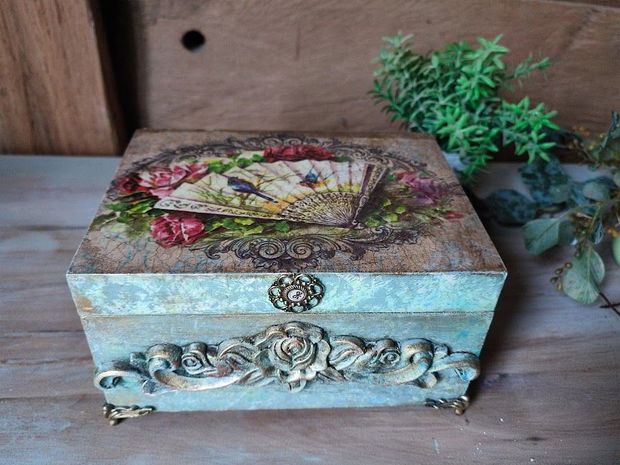 Casetă bijuterii -Vintage Roses