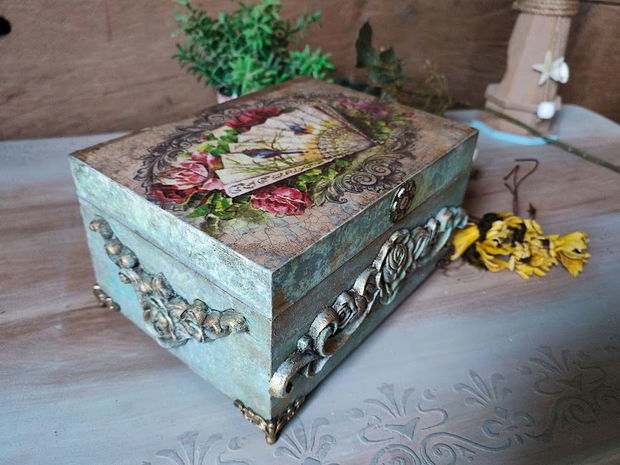 Casetă bijuterii -Vintage Roses