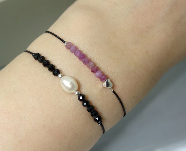 Bratara minimalista din rubin & charm inimioara