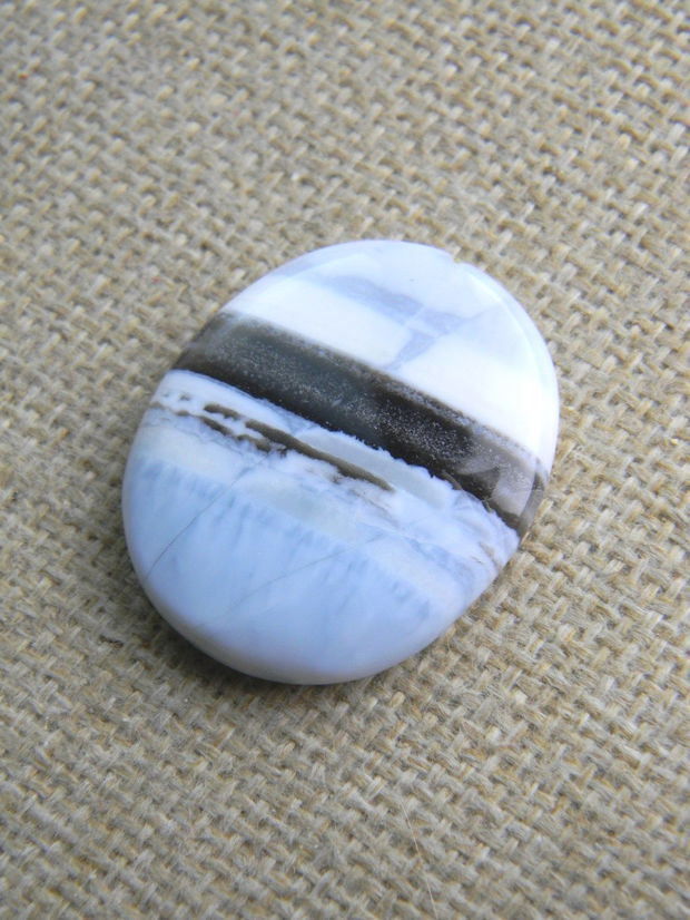 Caboson blue opal (F28-2)