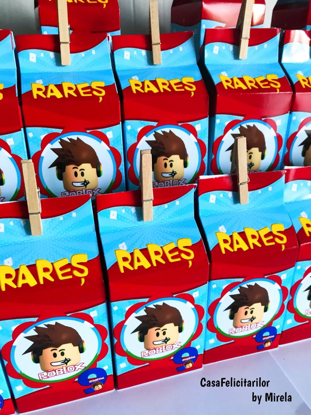 Ghirlandă Personalizată Roblox