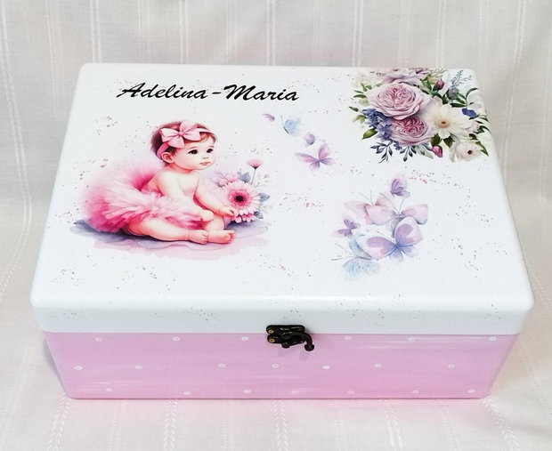 Cutie de trusou botez sau mot cu fetita în roz