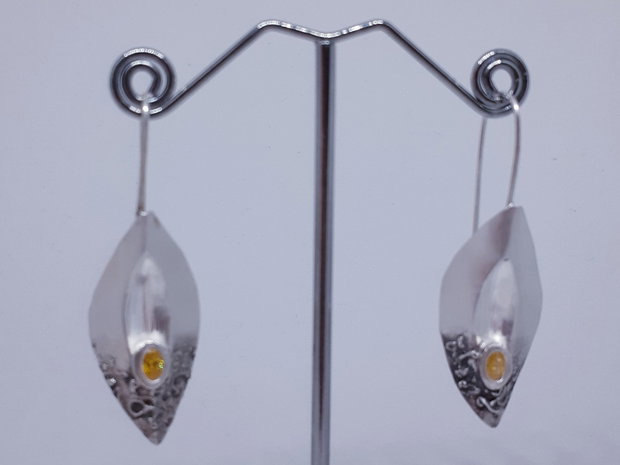 Cercei unicat, atarnatori, cu design organic si citrine