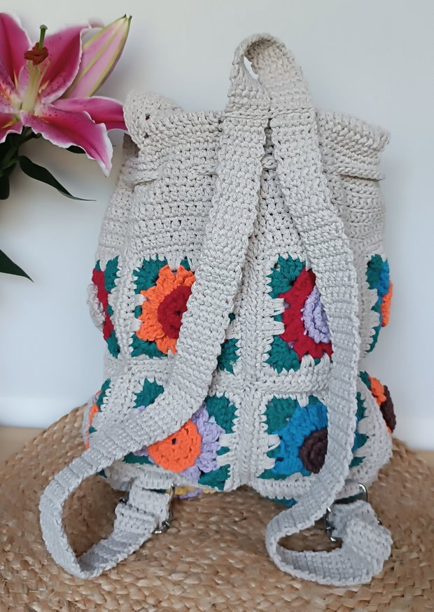 Rucsac crosetat-Rucsacul florilor
