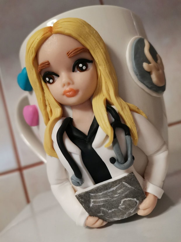 Cana medic ginecolog personalizata din fimo