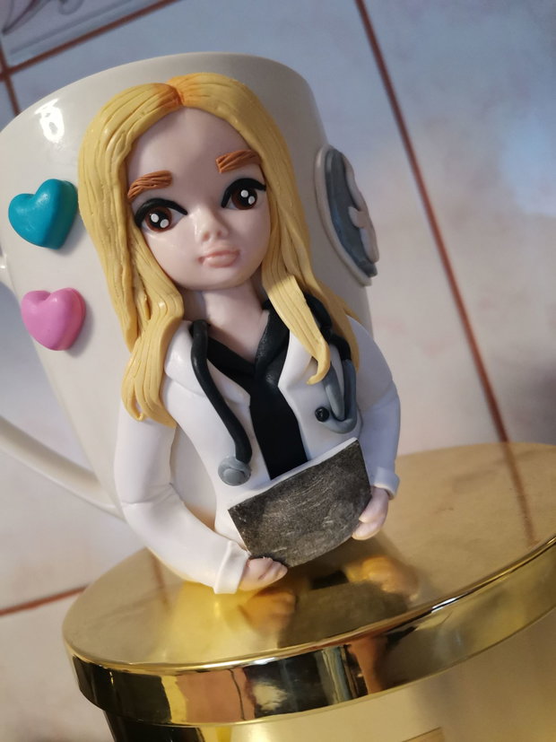 Cana medic ginecolog personalizata din fimo