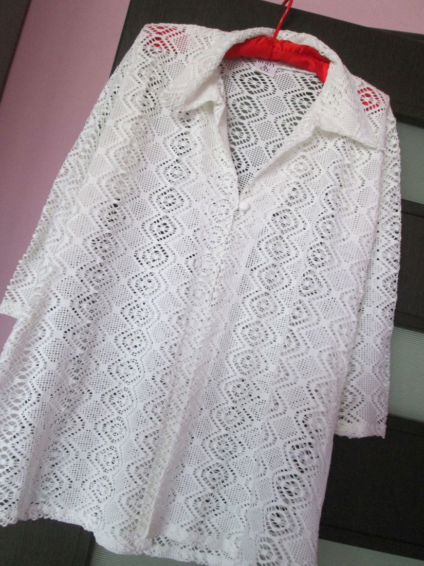 blezer alb dantelat  elegant M/L