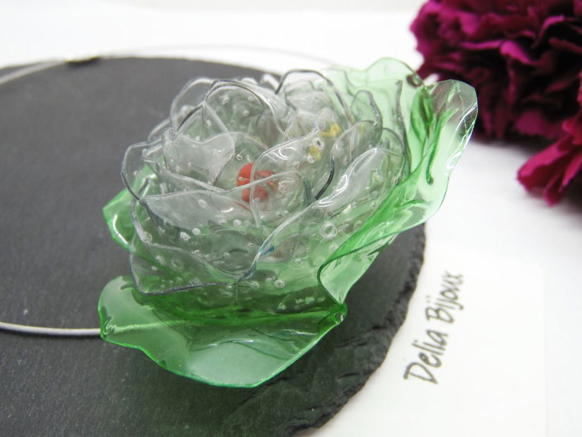 Colier statement handmade unicat - PET-uri (plastic) reciclate - floare (cod1240)