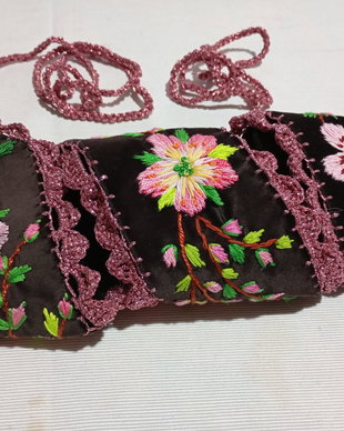 Cordon/brâu cu flori de măr