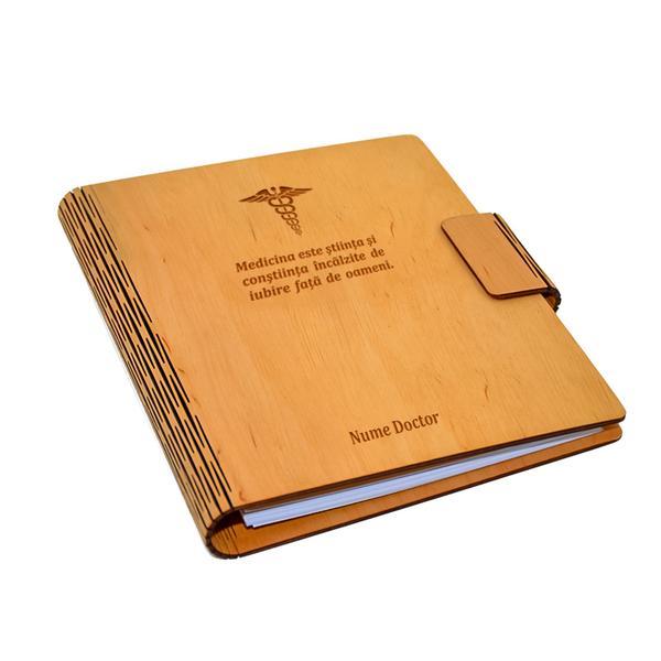 Agenda A5 din lemn personalizabila, natur, Piksel, Medicina, Doctor, asistenta, 100 pagini