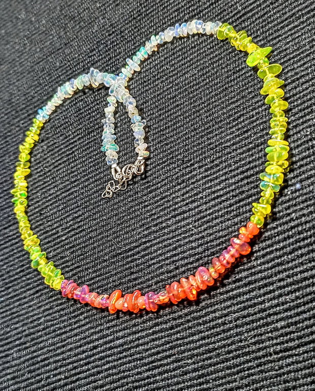 Colier argint opal de foc etiopian chips lustruit lucios minimalist boho chic trendy - Transport gratuit