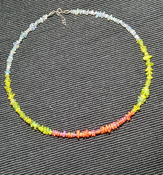 Colier argint opal de foc etiopian chips lustruit lucios minimalist boho chic trendy - Transport gratuit