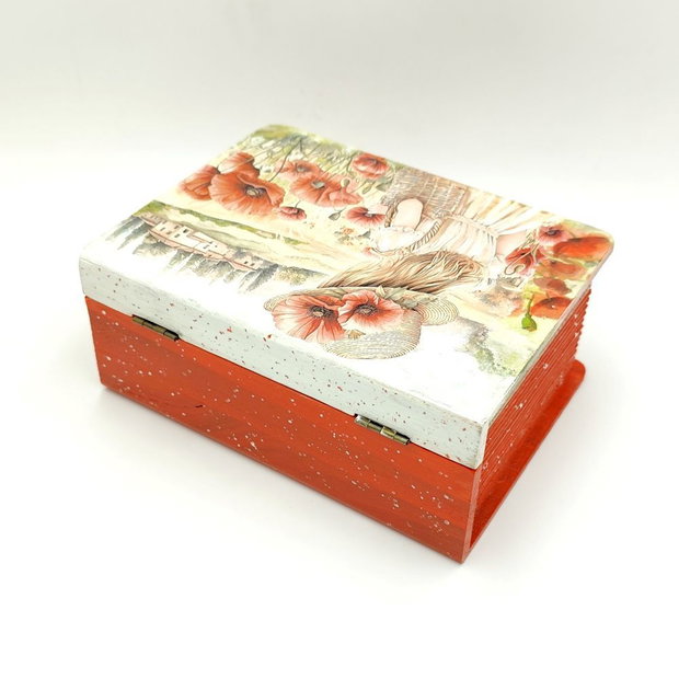 Cutie lemn tip carte, unicat, fetita cu palarie si maci, 4495