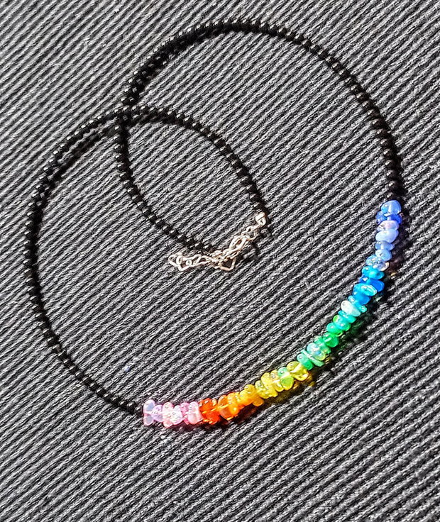 Colier argint opal de foc etiopian curcubeu rainbow chips lustruit lucios onix negru minimalist boho chic multicolor trendy - Transport gratuit