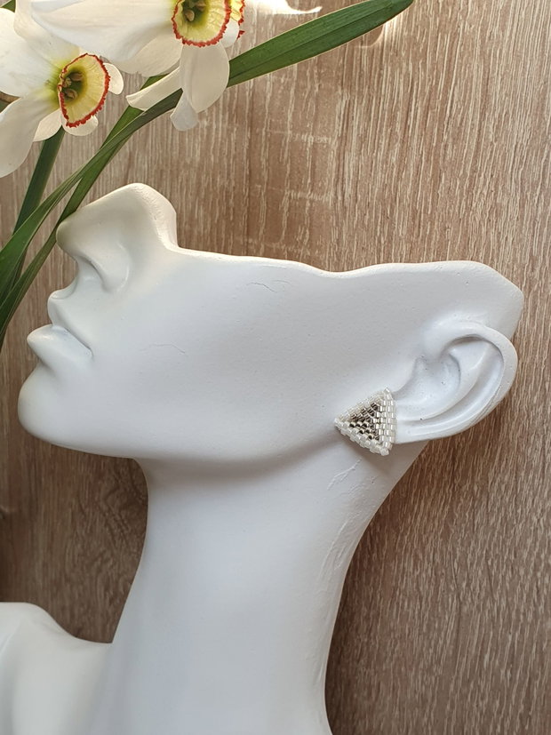 Cercei albi Miyuki "Eleganță delicată"