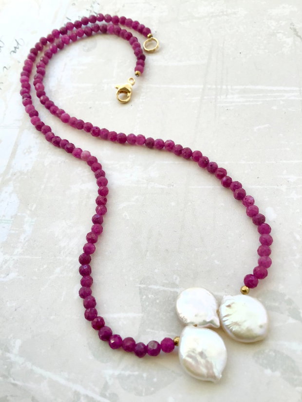 Colier CHOKER radacina de Rubin & perle albe baroc