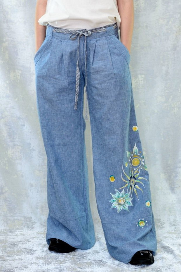 Pantaloni evazați, cu pictură abstractă, unicat