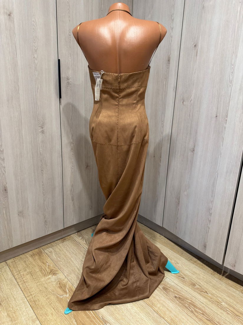ROCHIE BCBGMAXAZRIA ORIGINALA ,SUPERBA , MARIME 8