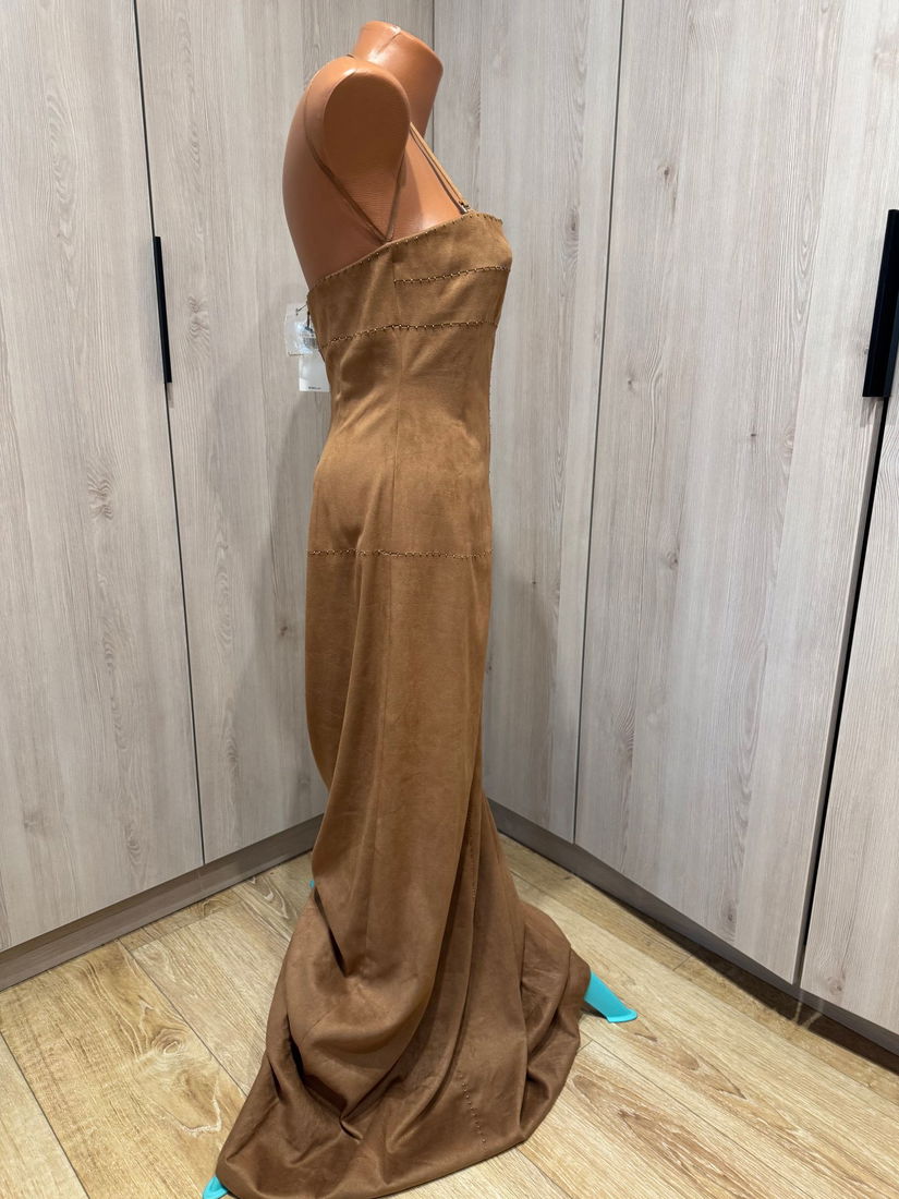 ROCHIE BCBGMAXAZRIA ORIGINALA ,SUPERBA , MARIME 8