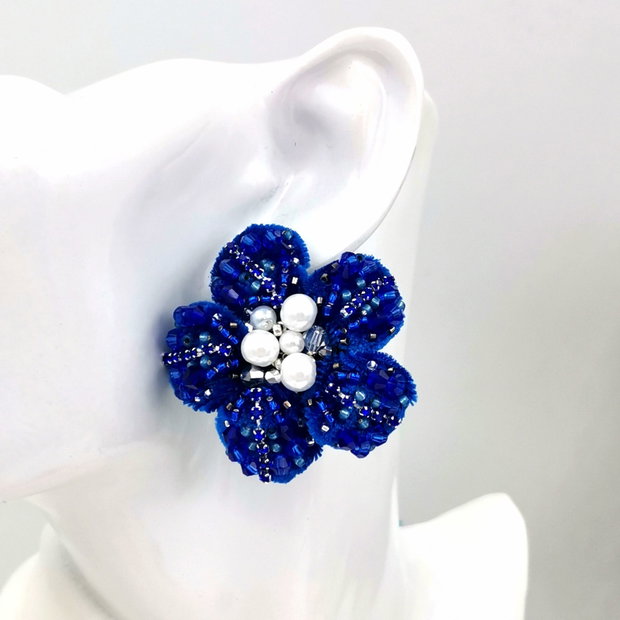 Rezervat Cercei floare catifea 3D- Ecou de Catifea - Cercei Regal Blue