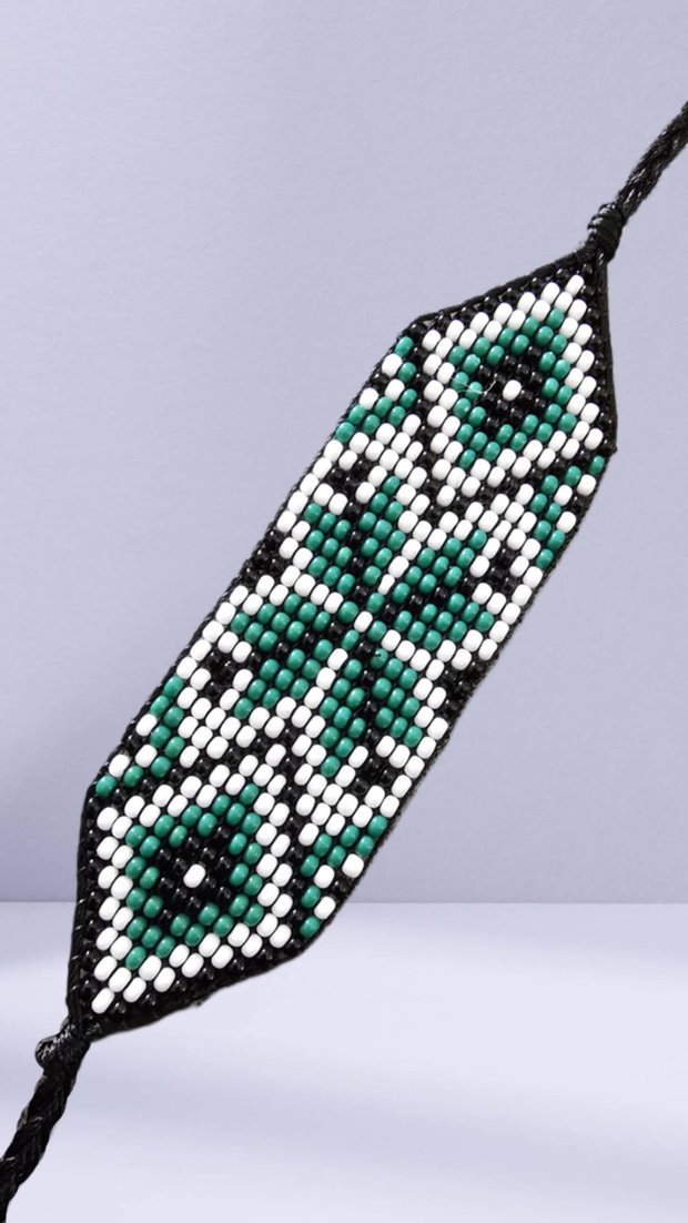 Set traditional verde