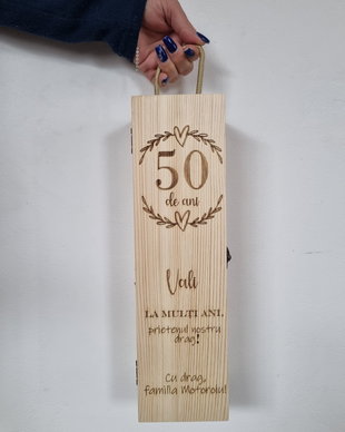 Cutie lemn personalizată pentru sticla de vin