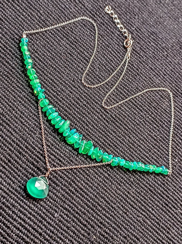 Colier opal de foc etiopian onix verde brioleta lant argint minimalist boho chic trendy - Transport gratuit