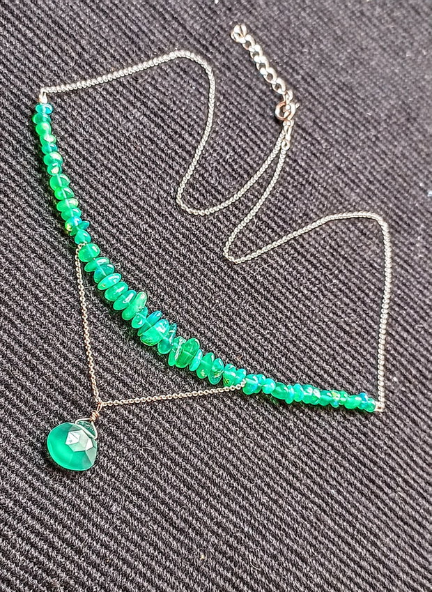 Colier opal de foc etiopian onix verde brioleta lant argint minimalist boho chic trendy - Transport gratuit