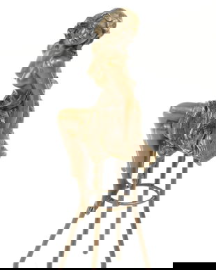 DOAMNA LA BAR - STATUETA DIN BRONZ PE SOCLU DIN MARMURA