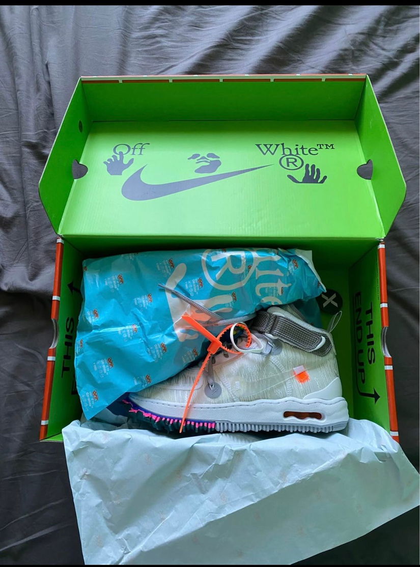 Adidasi Air Force 1 Mid X Off White albi