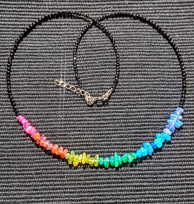 Colier argint opal de foc etiopian curcubeu rainbow multicolor spinel negru minimalist boho chic trendy - Transport gratuit