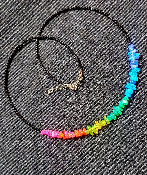 Colier argint opal de foc etiopian curcubeu rainbow multicolor spinel negru minimalist boho chic trendy - Transport gratuit