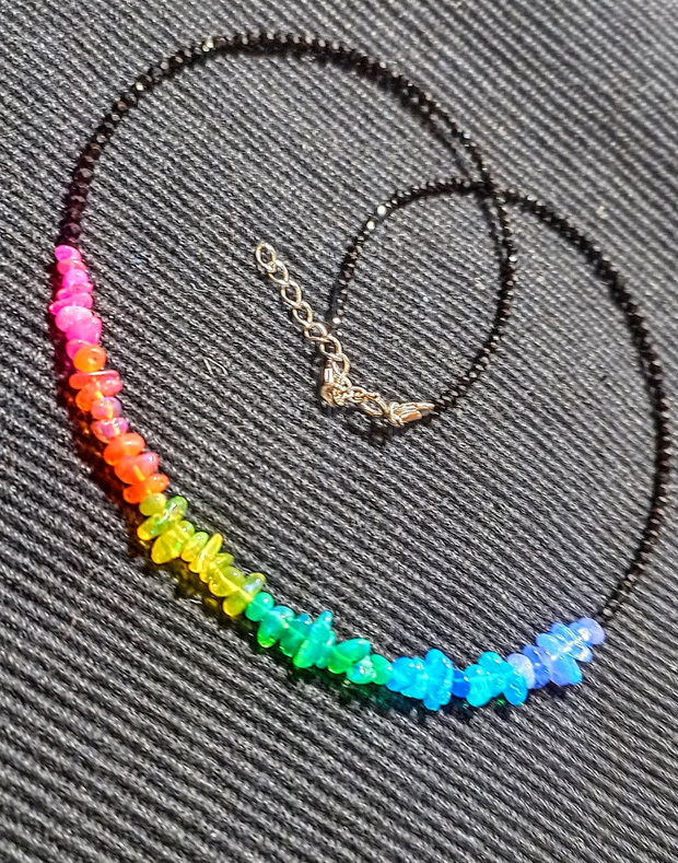 Colier argint opal de foc etiopian curcubeu rainbow multicolor spinel negru minimalist boho chic trendy - Transport gratuit