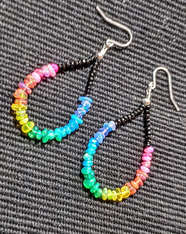Cercei argint opal de foc chips curcubeu rainbow chips lustruit lucios spinel negru minimalisti creole boho chic multicolori trendy - Transport gratuit