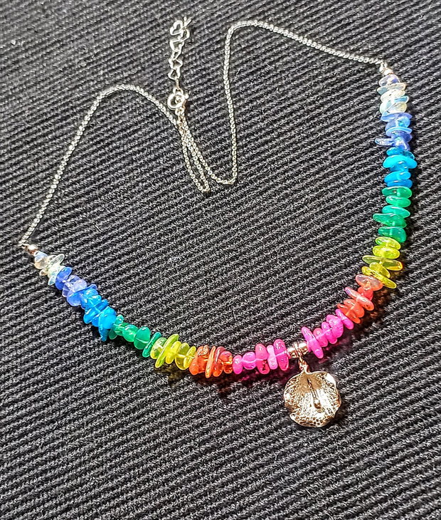 Colier argint opal de foc etiopian curcubeu multicolor rainbow charm floare lant argint minimalist boho chic trendy - Transport gratuit