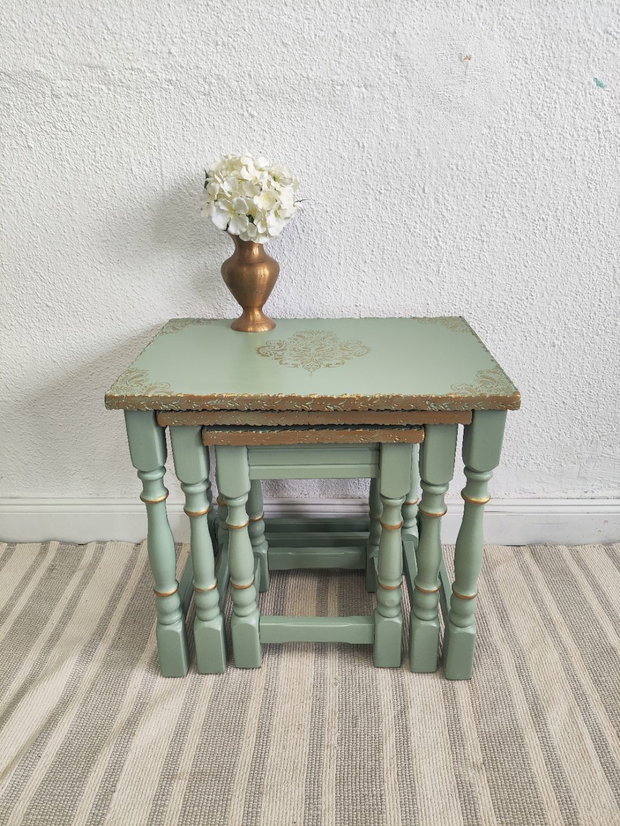 Set 3 măsuțe-Elegance
