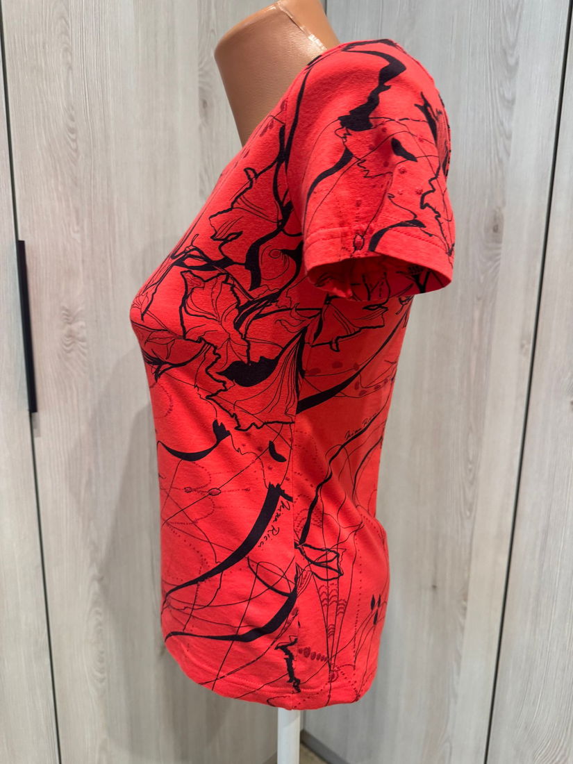 TRICOU NINA RICCI ORIGINAL ,DEOSEBIT MARIME 48